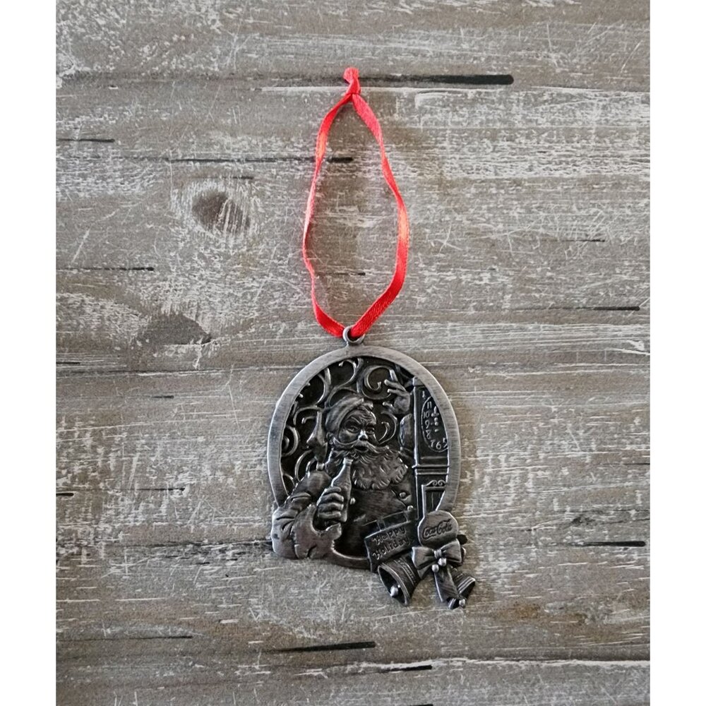 2005 Limited Edition Coca-Cola Santa Claus Christmas Ornament Metal Red Ribbon‎